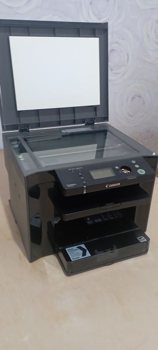 Продается множительный аппарат три в одном ксерокопия, принтер, сканер