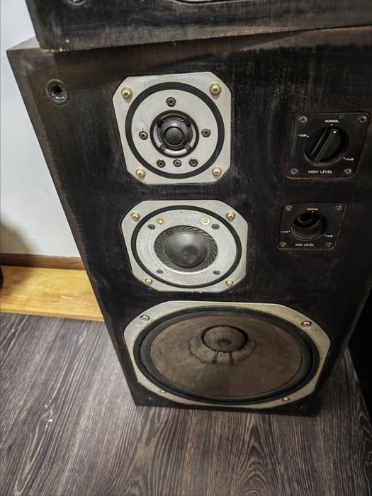 Boxe Yamaha NS 690