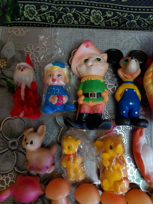 Продаю детские игрушки.