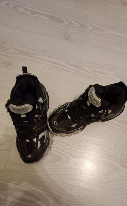 Редки Balenciaga track