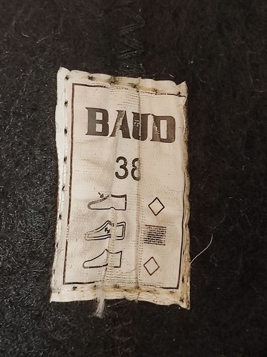 Коньки хоккейные