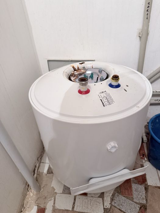 Продам котел на запчасти