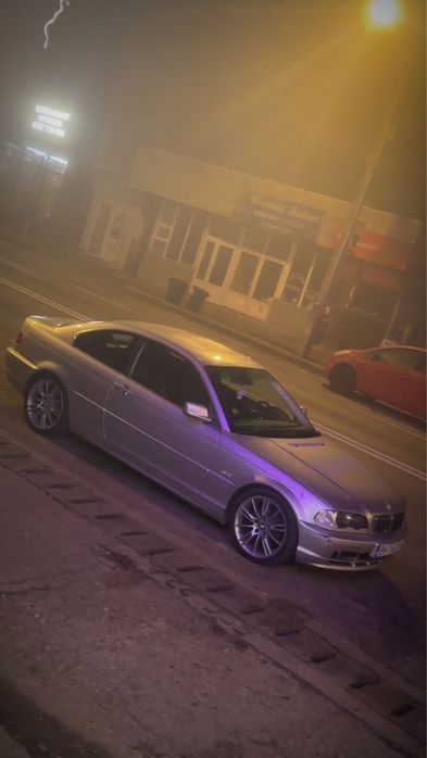 Bmw e46 coupe 323i