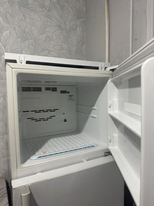 Холодильник и стиральная машина