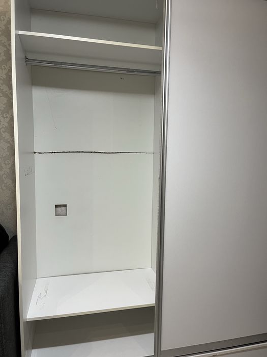 Продам шкаф -купе