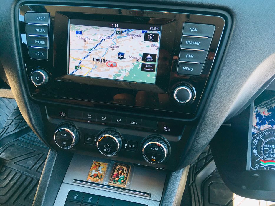 Škoda Активиране Apple CarPlay Android Auto Шкода Skoda Андроид Ауто