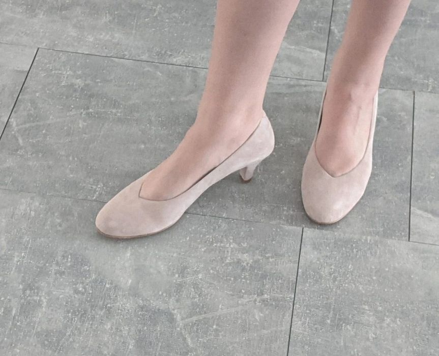 Pantofi cu toc, piele, mărimea 44