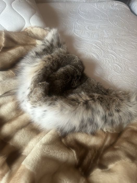 Кожено палто бял визон