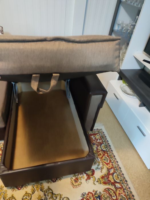 Canapea extensibilă