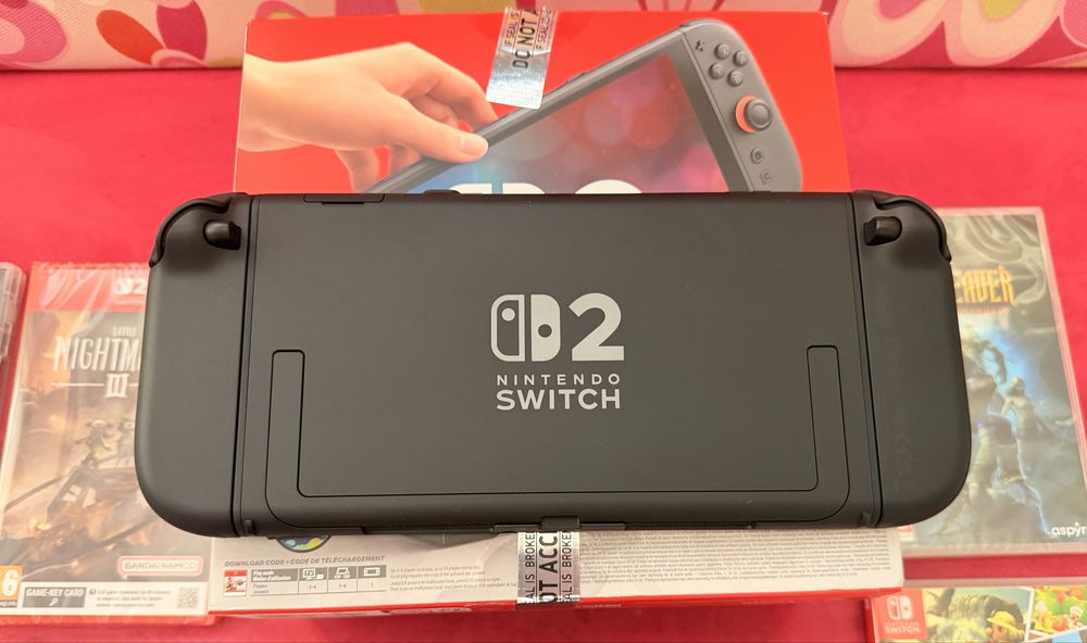 Nintendo Switch 2 - пълен комплект със 7 игри