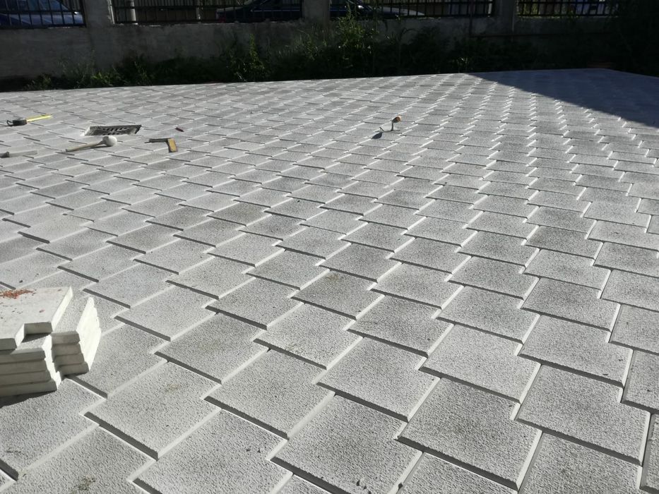 Fabricam Pavaje Pavele  - model Solzi II Simplu