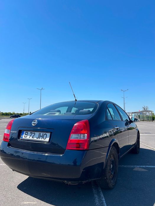 Nissan primera P12