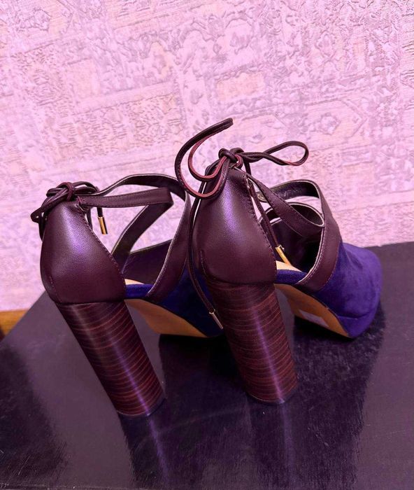 Новые замшевые босоножки, р.36 (Турция)