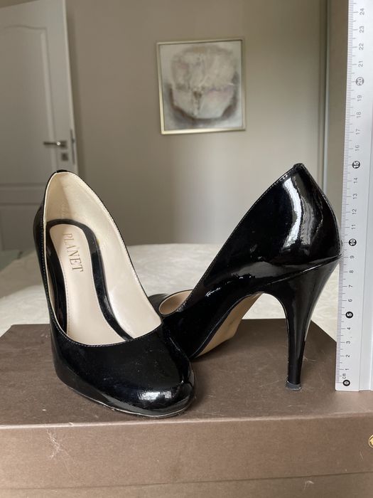 Pantofi negri de lac cu toc de 9 cm marimea 37-38