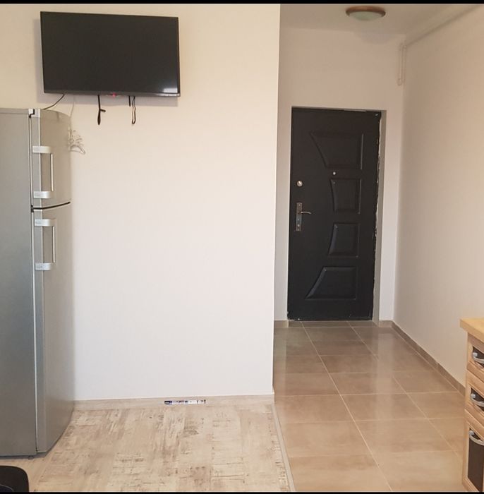 Închiriez apartament 2 camere tip studiou