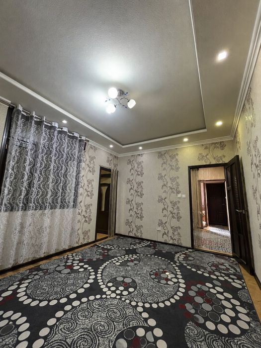 Продаётся ковёр в