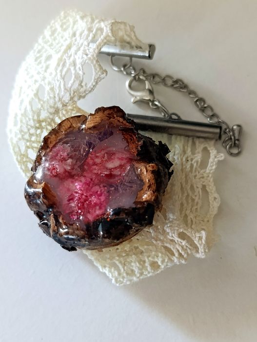 Brățară unicata lucrata manual cu flori si scoarță naturala