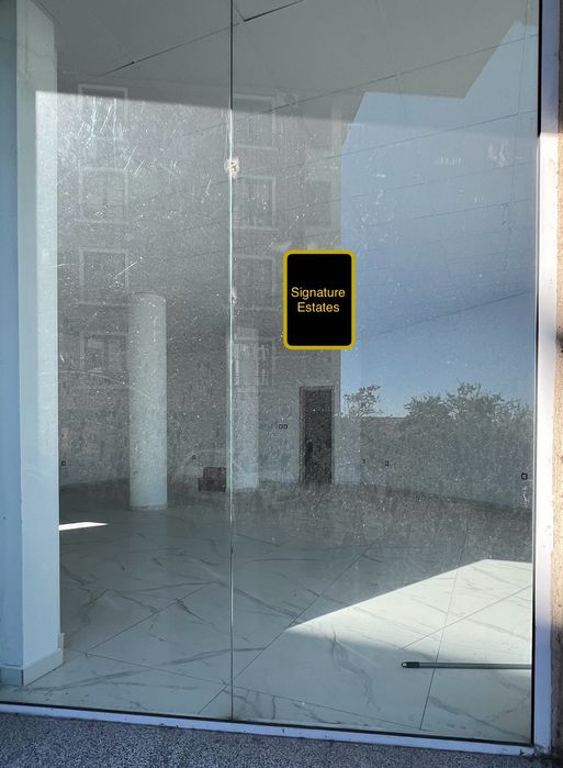 Дава се под наем Офис в Велико Търново, Център - 80 кв.м за 920 € - Снимка #2