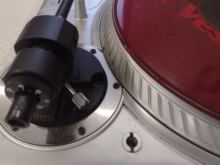 Продавам грамофони vestax pdx-2000 direct drive,stanton,denon,techniks