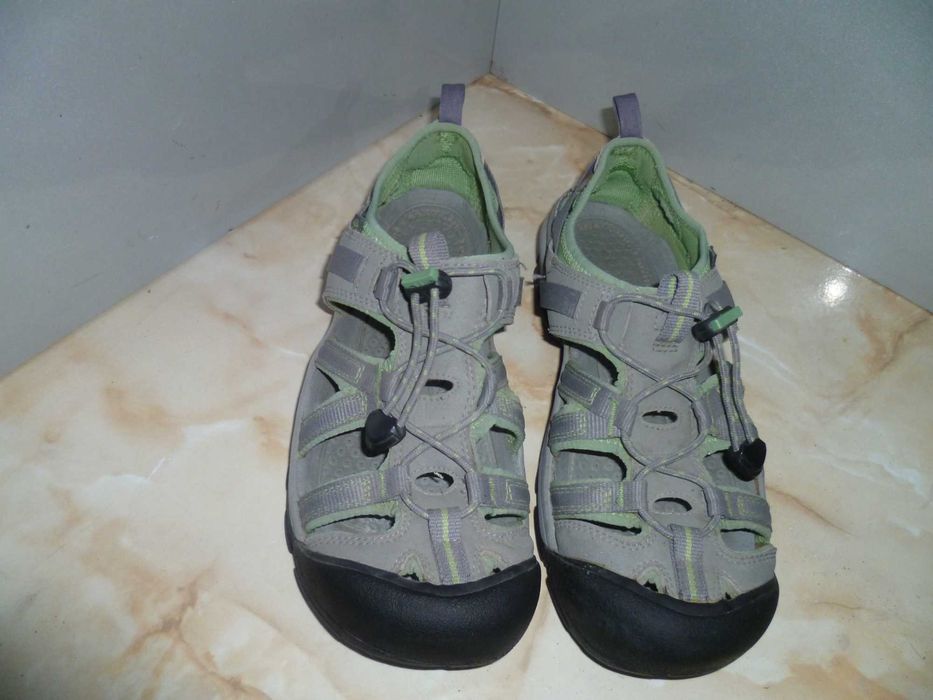 KEEN сандали №40