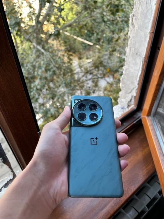 One plus 12 256gb