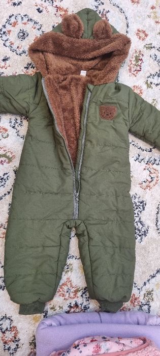 Продам детские осенние куртки