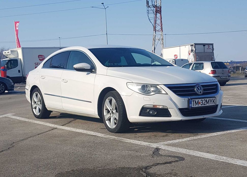 VOLKSWAGEN Passat CC