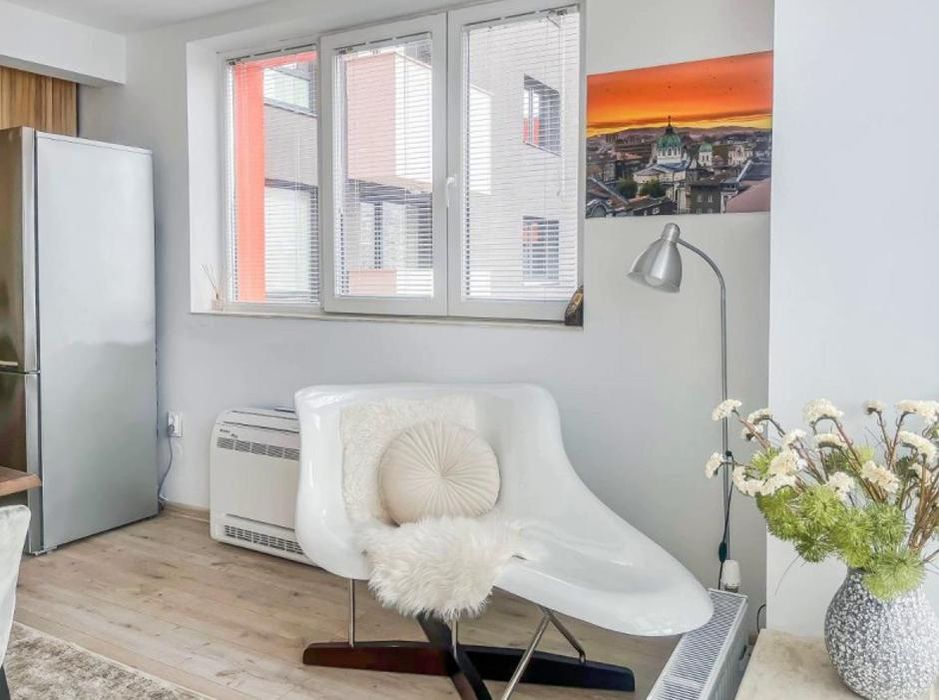 Дава се под наем Тристаен апартамент в София, Славия - 95 кв.м за 750 € - Снимка #3