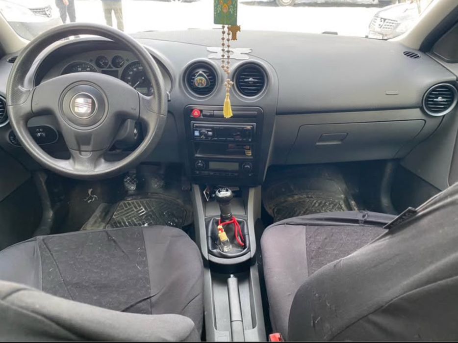 Vand seat ibiza 1.4 benzina