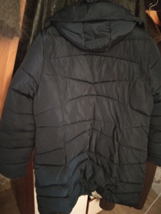 Женская верхняя одежда б/у