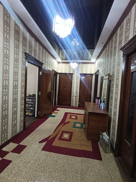 Qarshi shahar Islom Karimov koʻcha Oqtepa mahalla 42 uy 31 xonadon