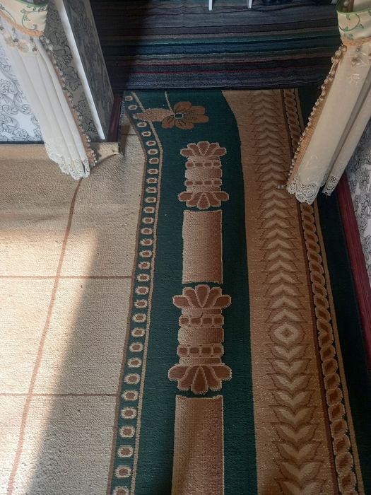 Ковёр продаётся ковёр