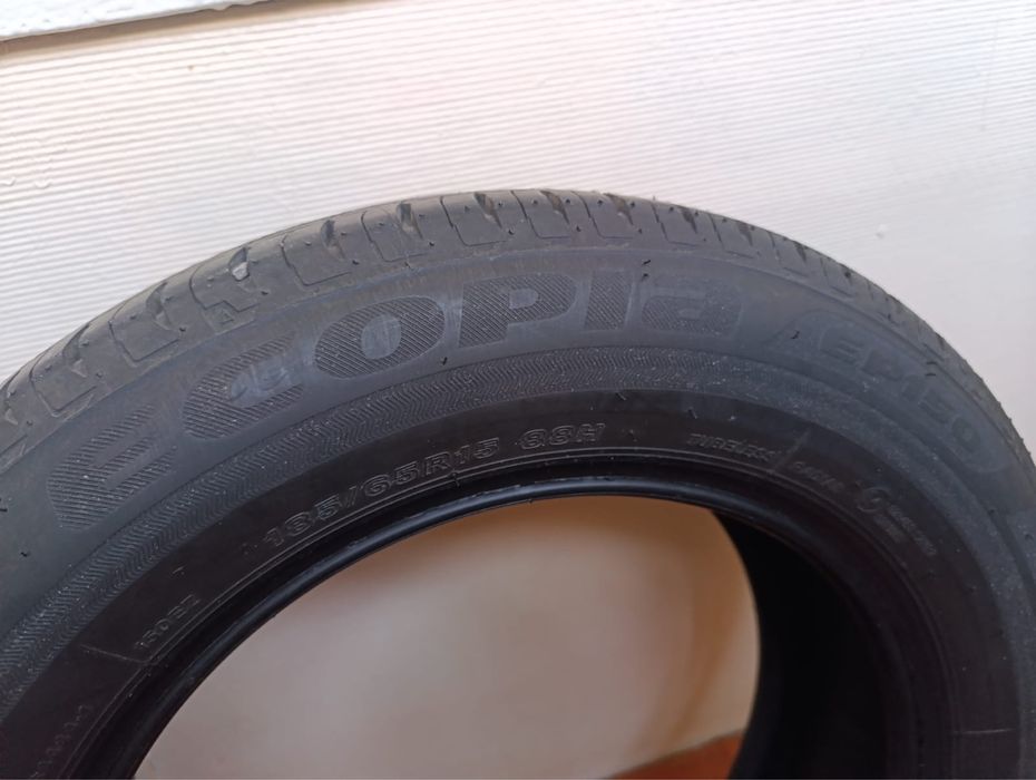 Продам летнии шины BRIDGESTONE