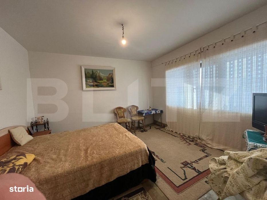 Casa cu etaj si mansarda, 5 camere, zona Santa, Mogosesti