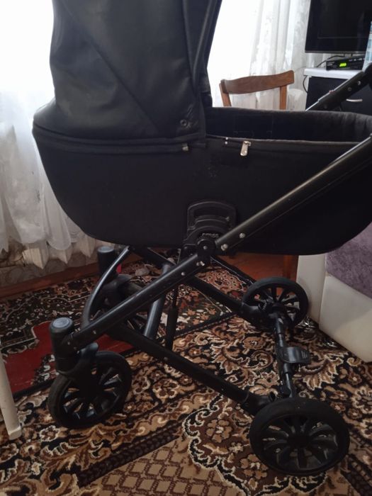 Продажа коляска.