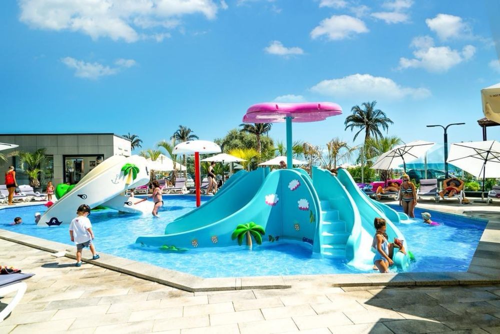 Apartamente Alezzi Resort - Navodari ( cazare)