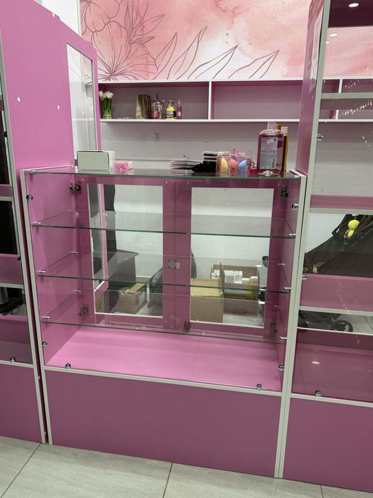 Витрины под косметику
