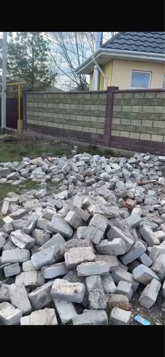 Отдам бу кирпич даром. Косшы