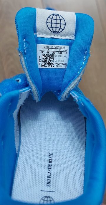 Adidasi Bebe marimea 20 Adidas