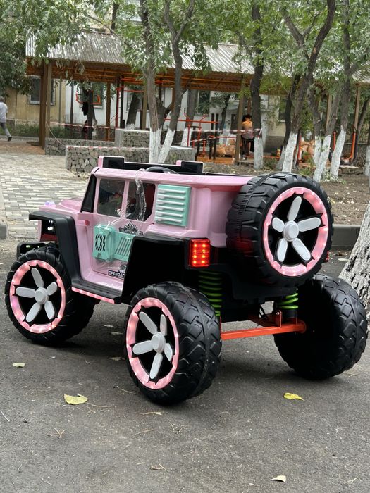 Мерседес для девочек