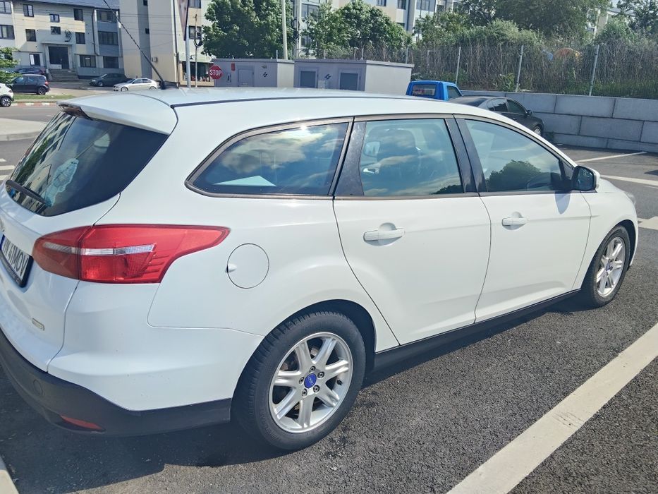 Ford focus 2015 benzina