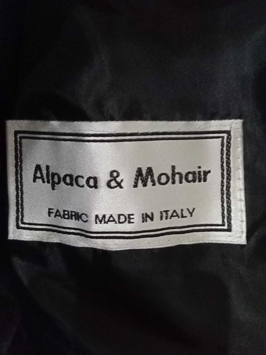 Италианско дълго черно палто