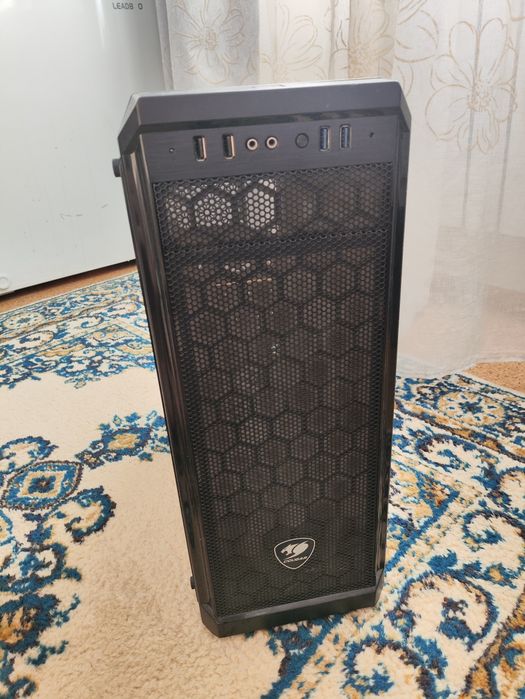 Продаю корпус Cougar