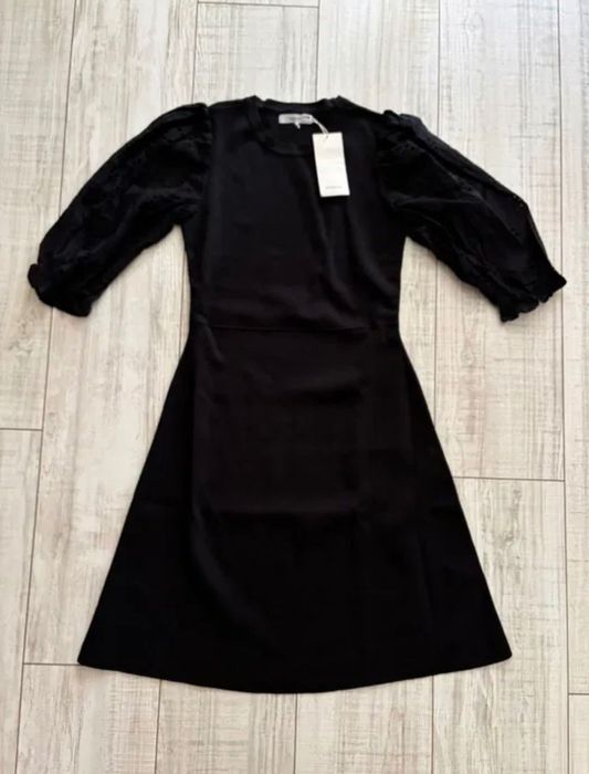 Стилна черна рокля