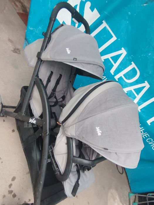 Коляски. 25000 тг