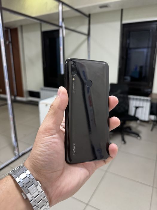 Huawei продам телефон сост идеал