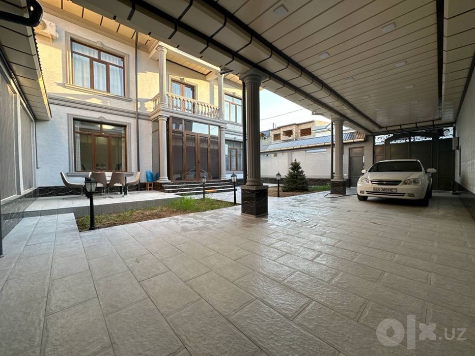 Продажа дома на 4 сотках 450 м2. Цена 270 000