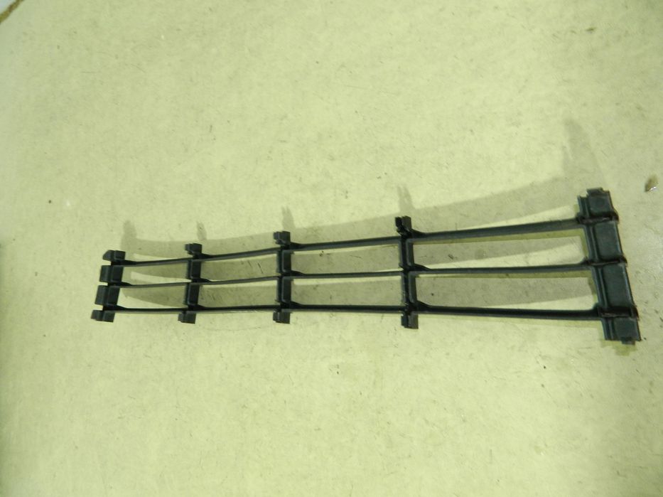 Grila centrala dintre proiectoare, Skoda Octavia 2, 2005, 2006, 2007, 2007, 2008,, 1Z0853677