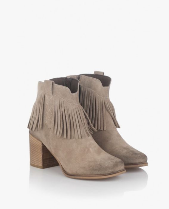 Обувки от естествен велур и кожа