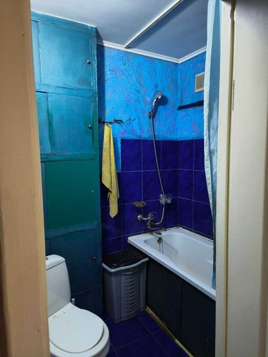 продам 2 ком квартиру район Атлантида
